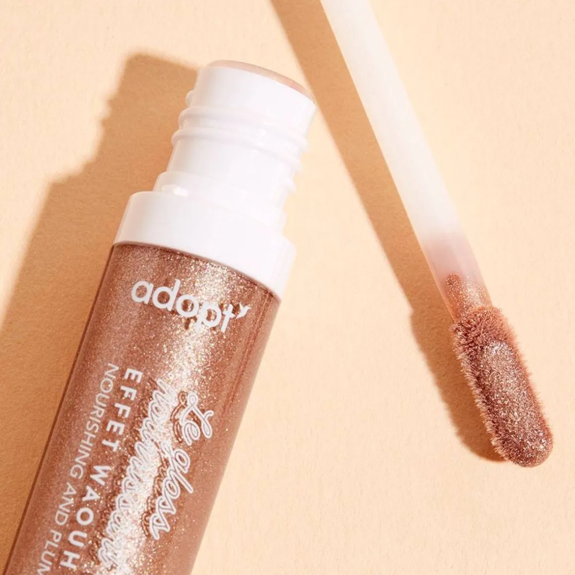 Gloss A Lèvres Paillete Avec Un Effet Wow !